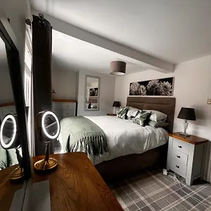 High Street Great For Couples Families And Friends Yarm
